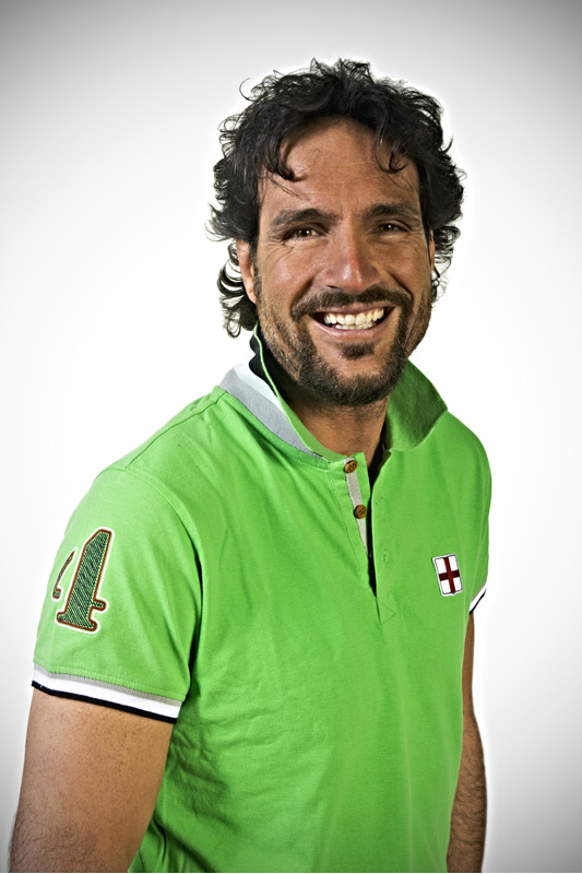 Luca Betti indossa polo in piqué di cotone Giro di Boa - Polo Uomo - Canottieri Portofino